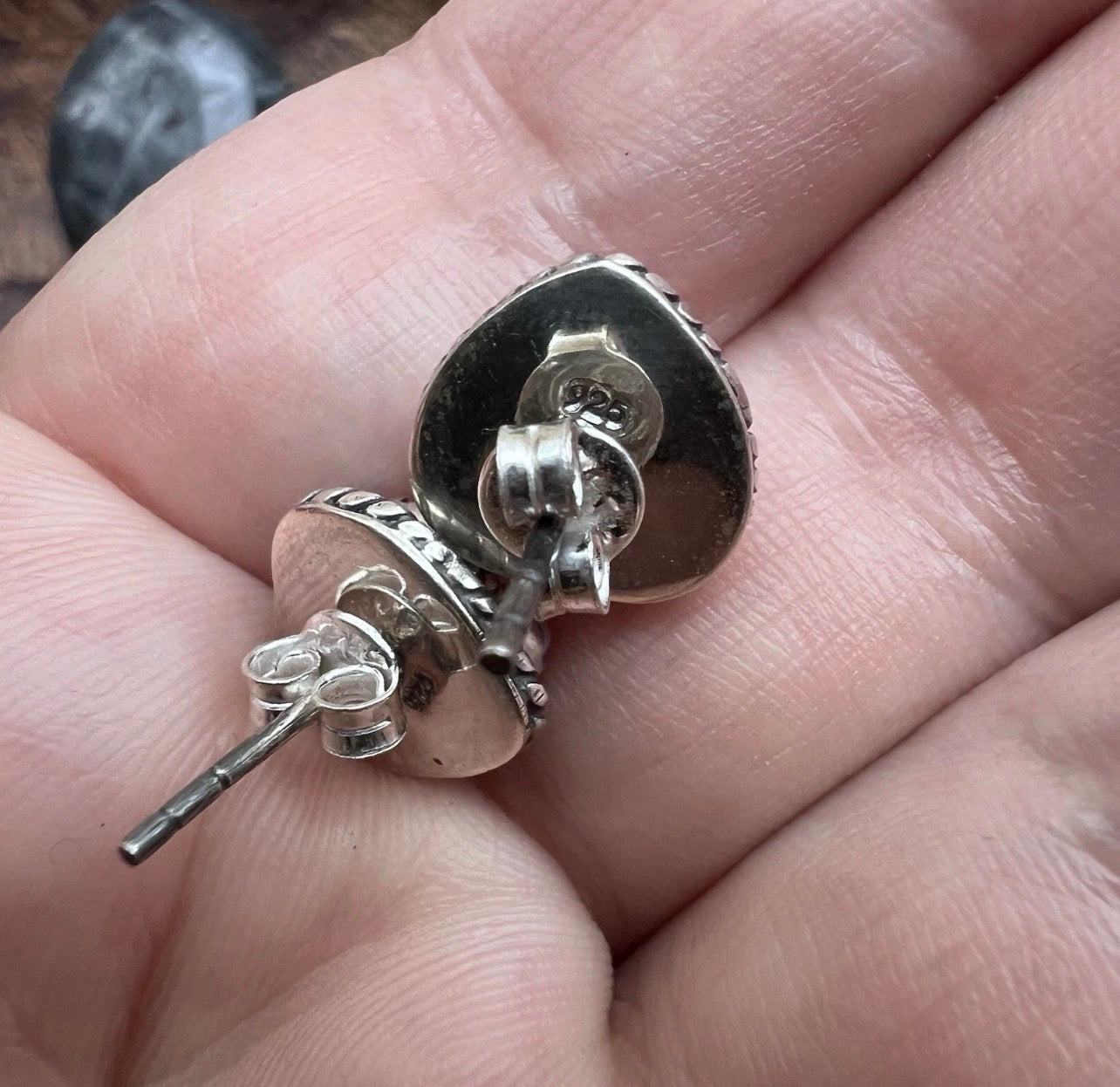 Queen Conch Heart Sterling Silver Stud Earrings