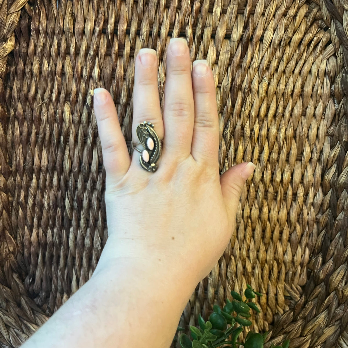 Sterling Silver Queen Conch Double Stone Floral Leaf Ring Size 8