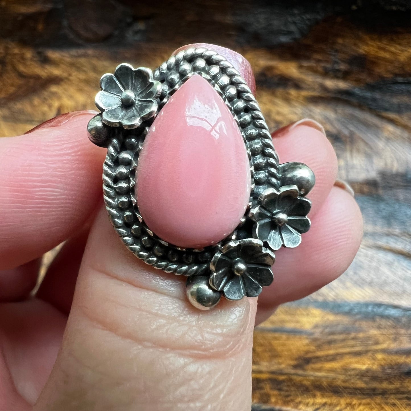Pink Queen Conch Floral Ring – Size 7
