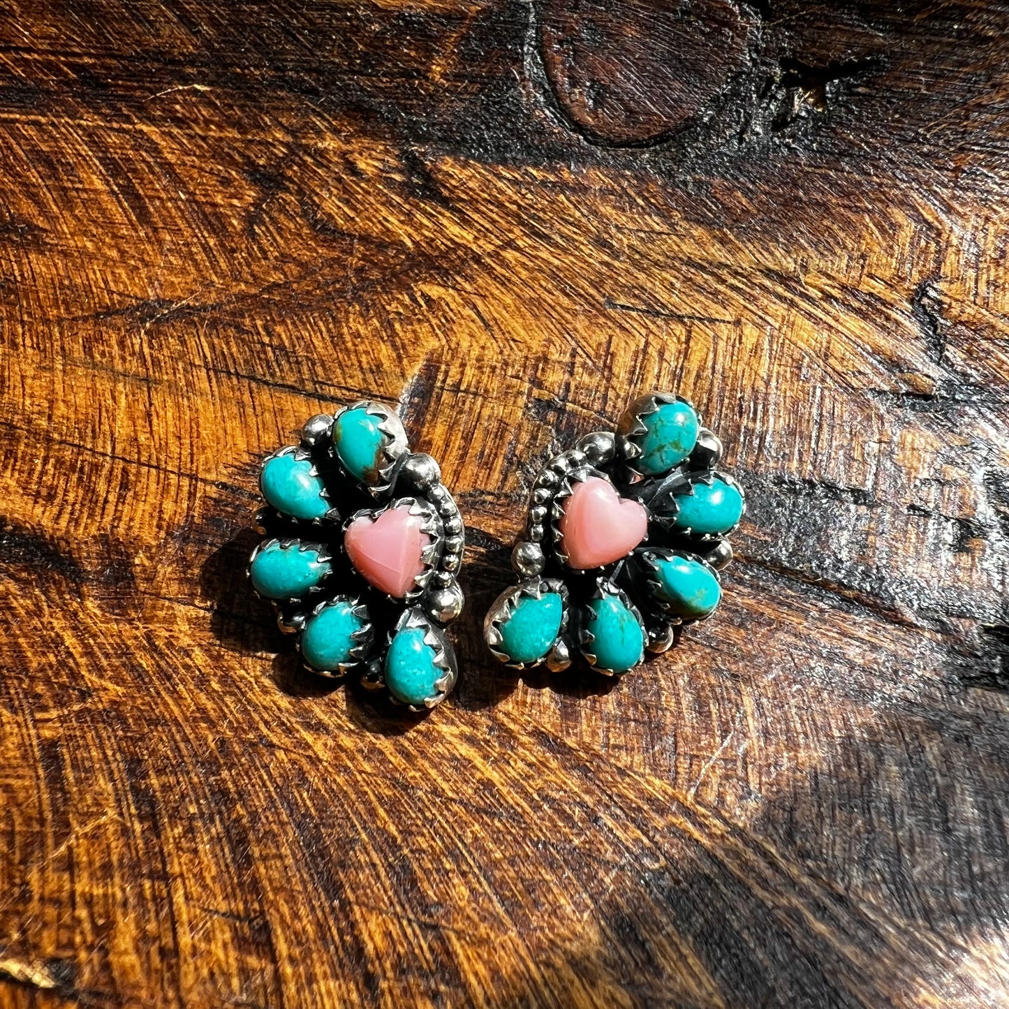 Sterling Silver Kingman Turquoise Queen Conch Heart Half Cluster Earrings ￼