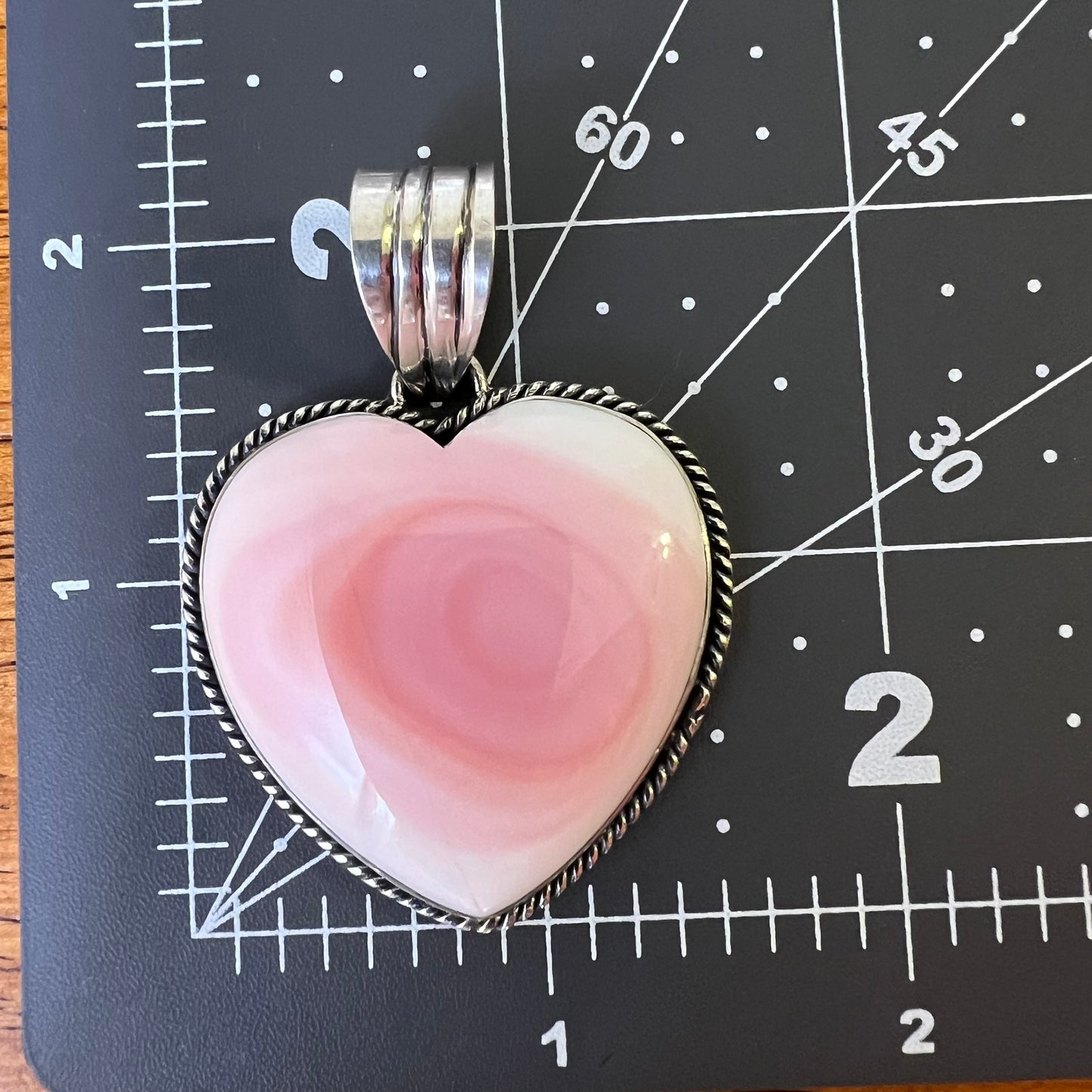 Blush Swirl Queen Conch Heart Pendant