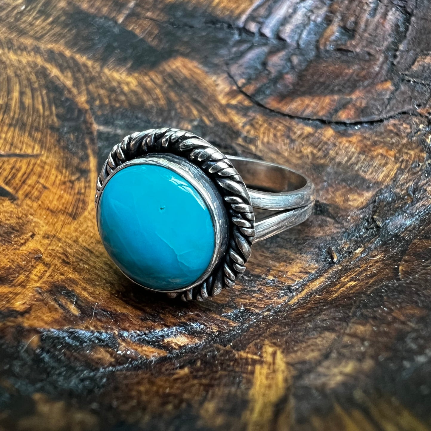 Sterling Silver Kingman Turquoise Ring – Size 8
