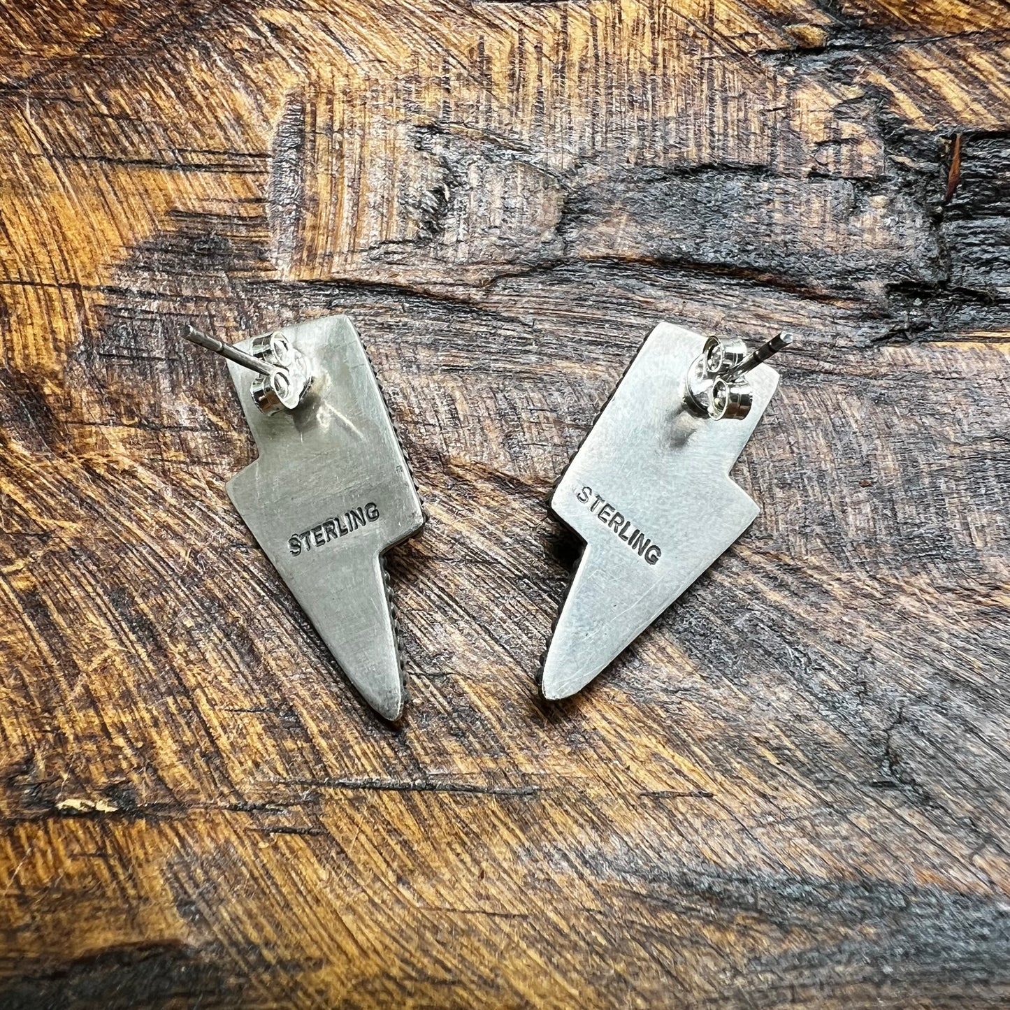 Sterling Silver Queen Conch Lightning Bolt Stud Earrings