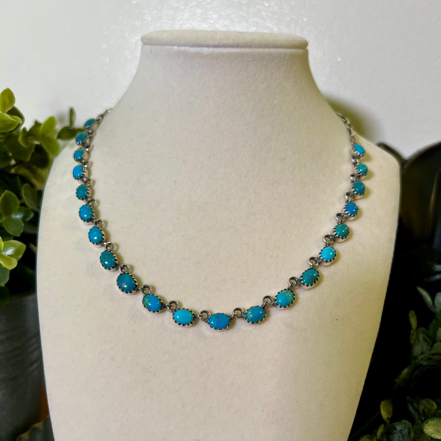 Kingman Turquoise Station Choker Necklace Sterling Silver 17” Blue Green