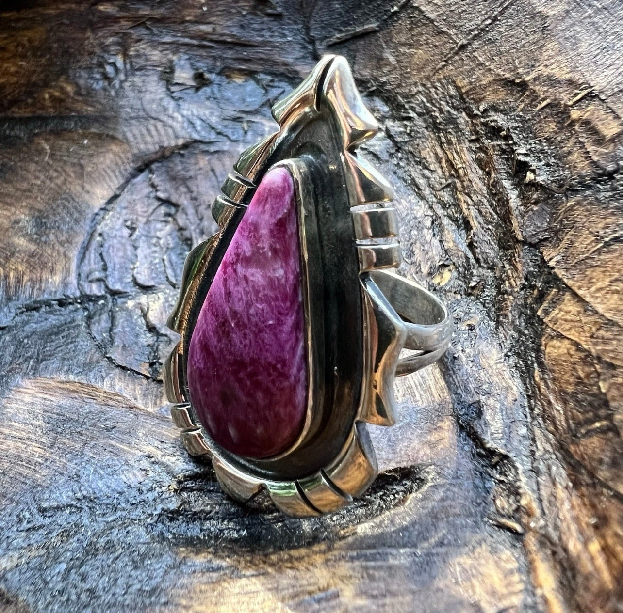Purple Spiny Oyster Statement Ring in Sterling Silver