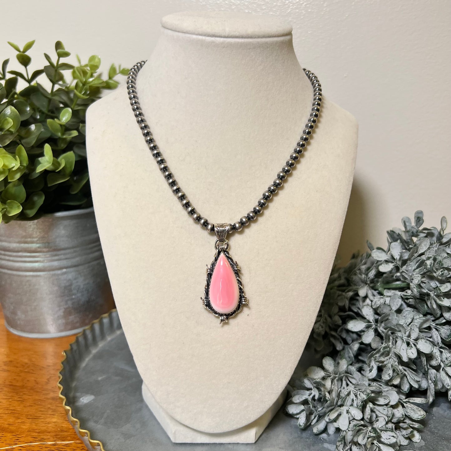 Sterling Queen Conch Barbed Wire Teardrop Pendant