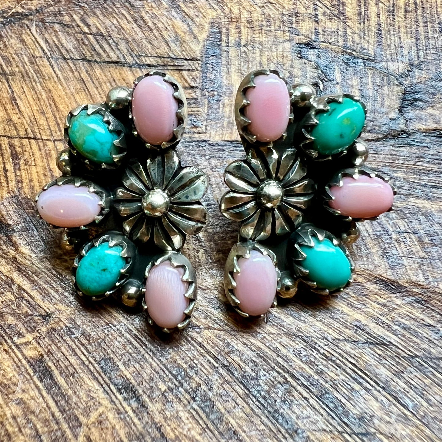 Sterling Silver Kingman Turquoise Pink Queen Conch Half Cluster Earrings