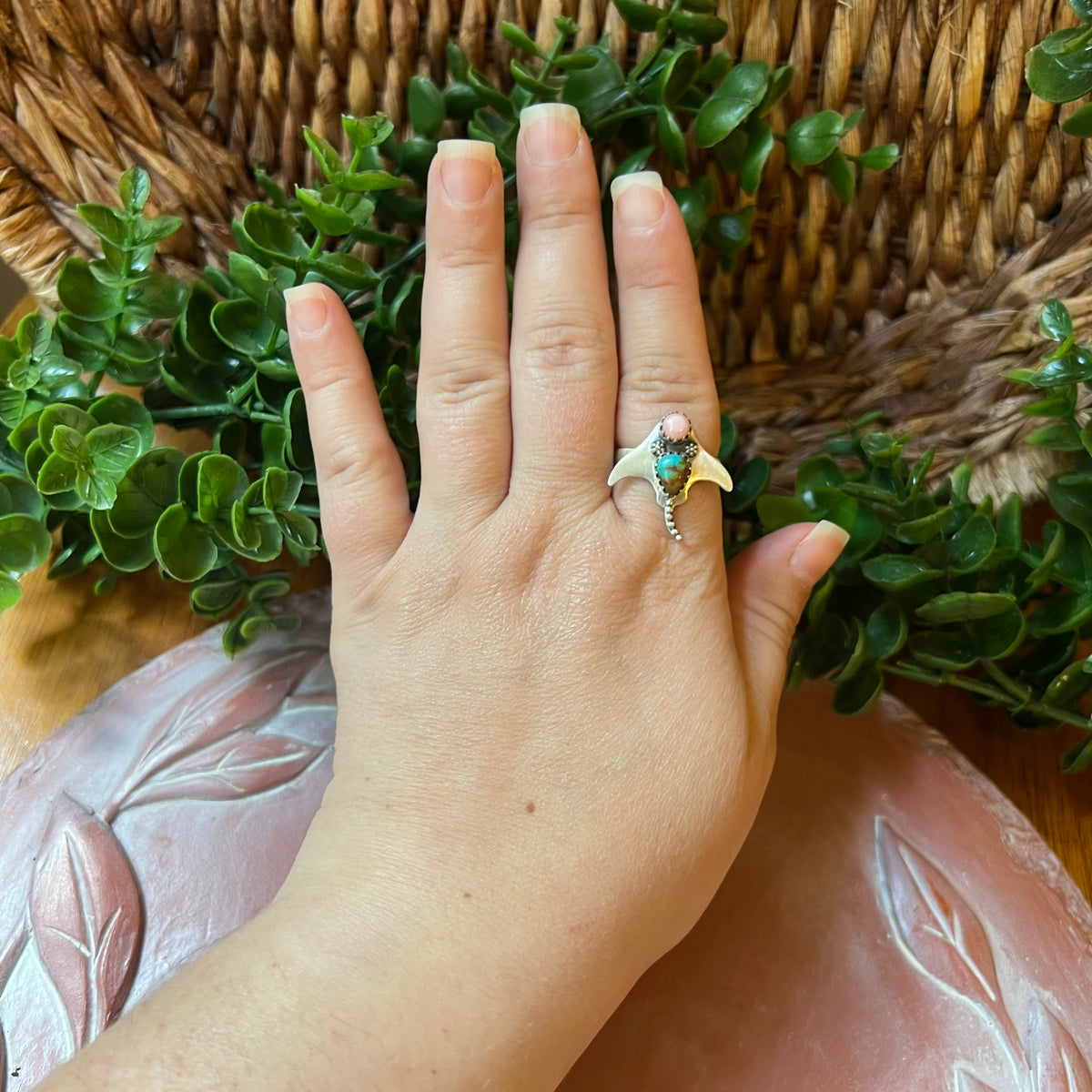 Sterling Silver Manta Ray Ring – Turquoise with Queen Conch or Spiny Oyster
