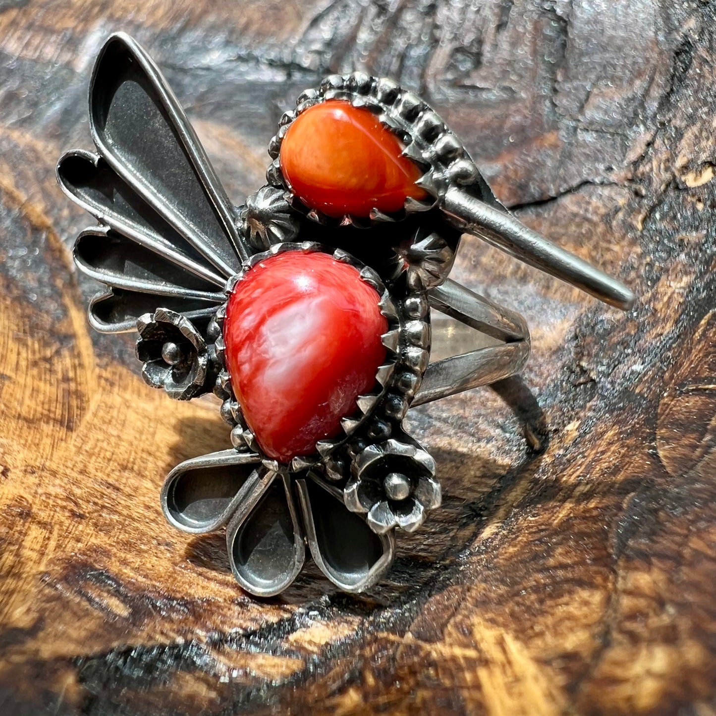 Spiny Oyster Hummingbird Statement Ring – Sterling Silver, Size 8