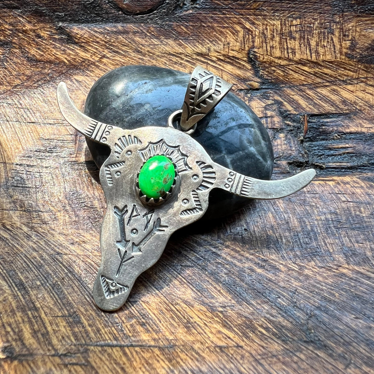 Sterling Silver Steer Head Pendant – Sonoran Gold or White Buffalo