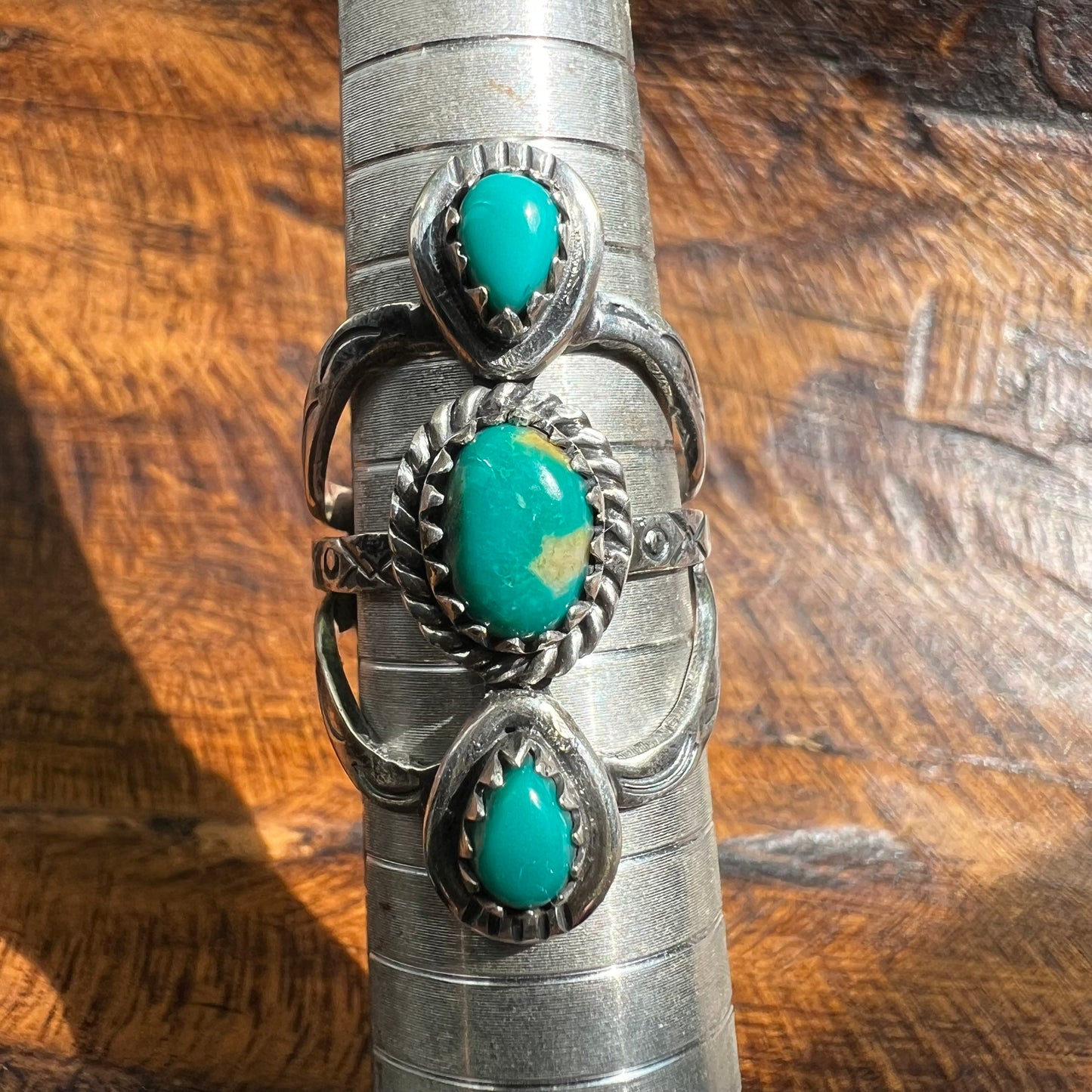 Kingman Turquoise Triple Stone Split Shank Ring – Size 8