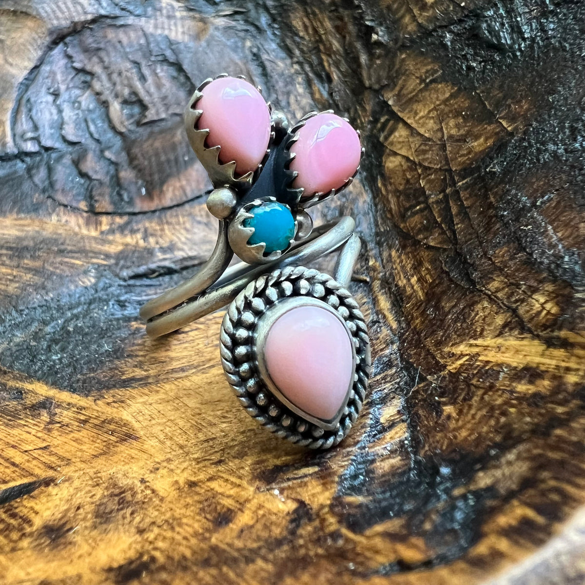 Sterling Silver Queen Conch & Turquoise Statement Ring – Size 10