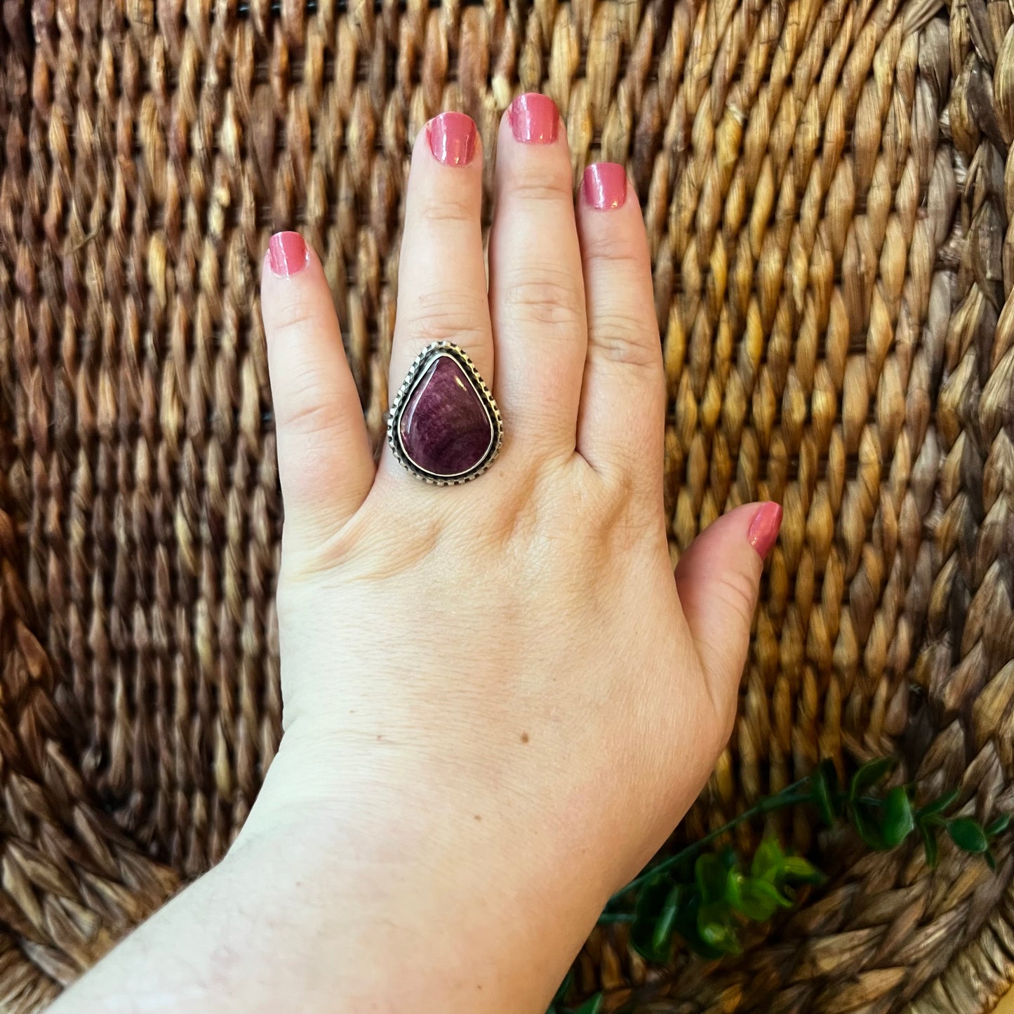 Purple Spiny Oyster Statement Ring – Size 8.5 | Sterling Silver Navajo Handmade
