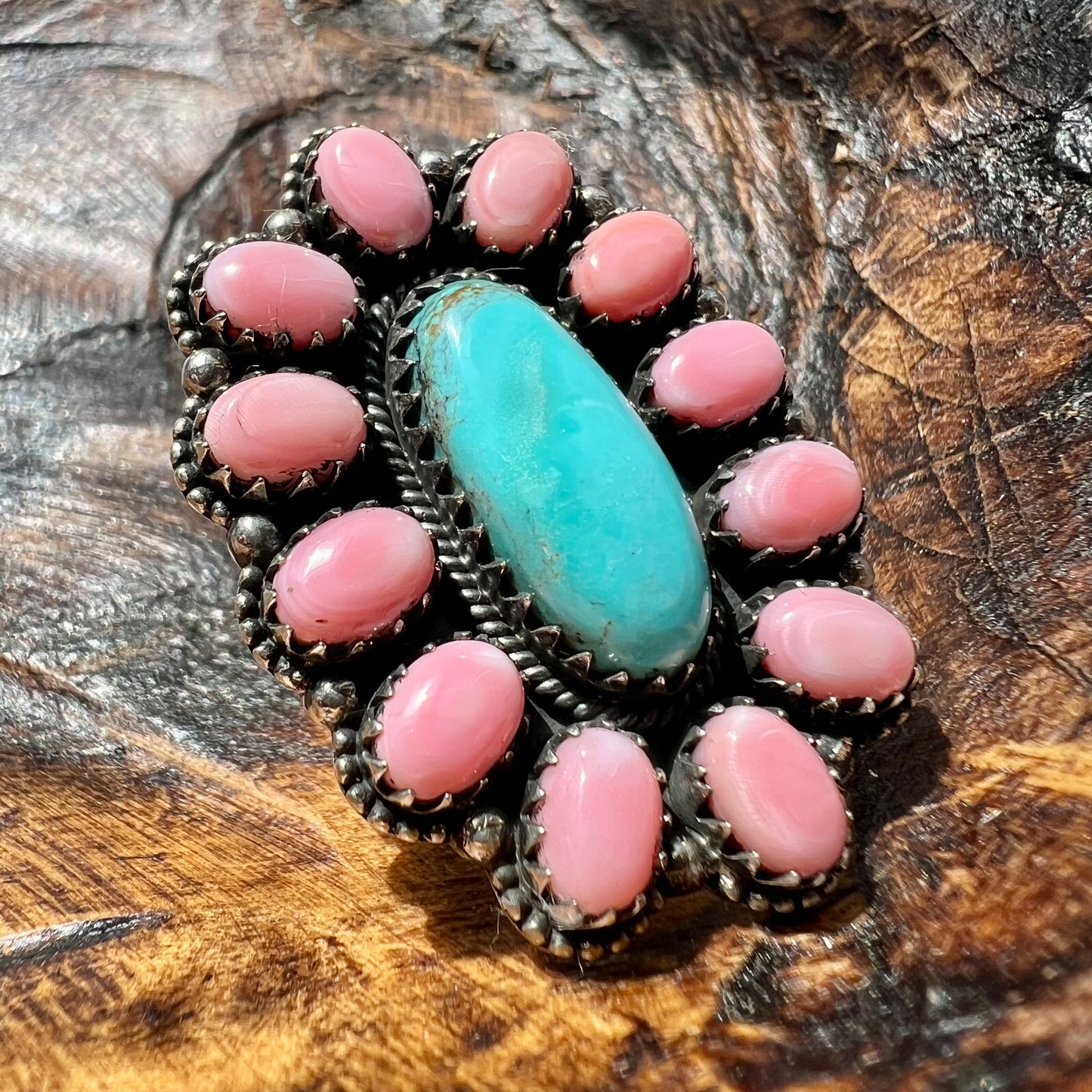 Desert Bloom Cluster Ring – Kingman Turquoise & Queen Conch Sterling Silver