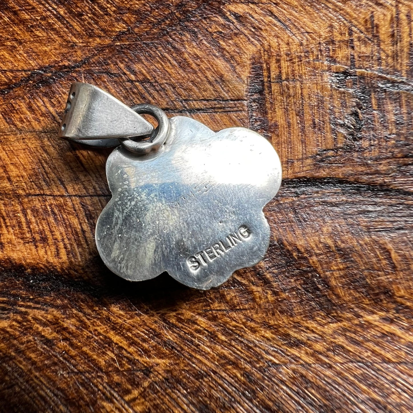 Sterling Silver Queen Conch Paw Print Pendant