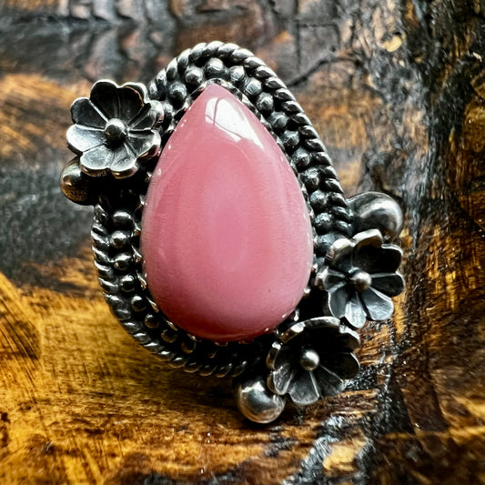 Pink Queen Conch Floral Ring – Size 7