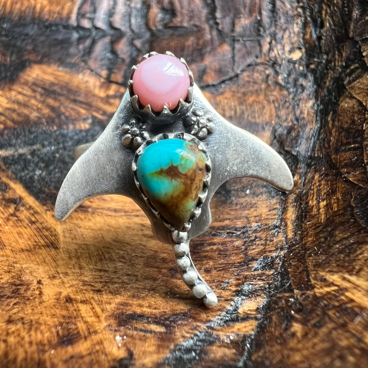 Sterling Silver Manta Ray Ring – Turquoise with Queen Conch or Spiny Oyster