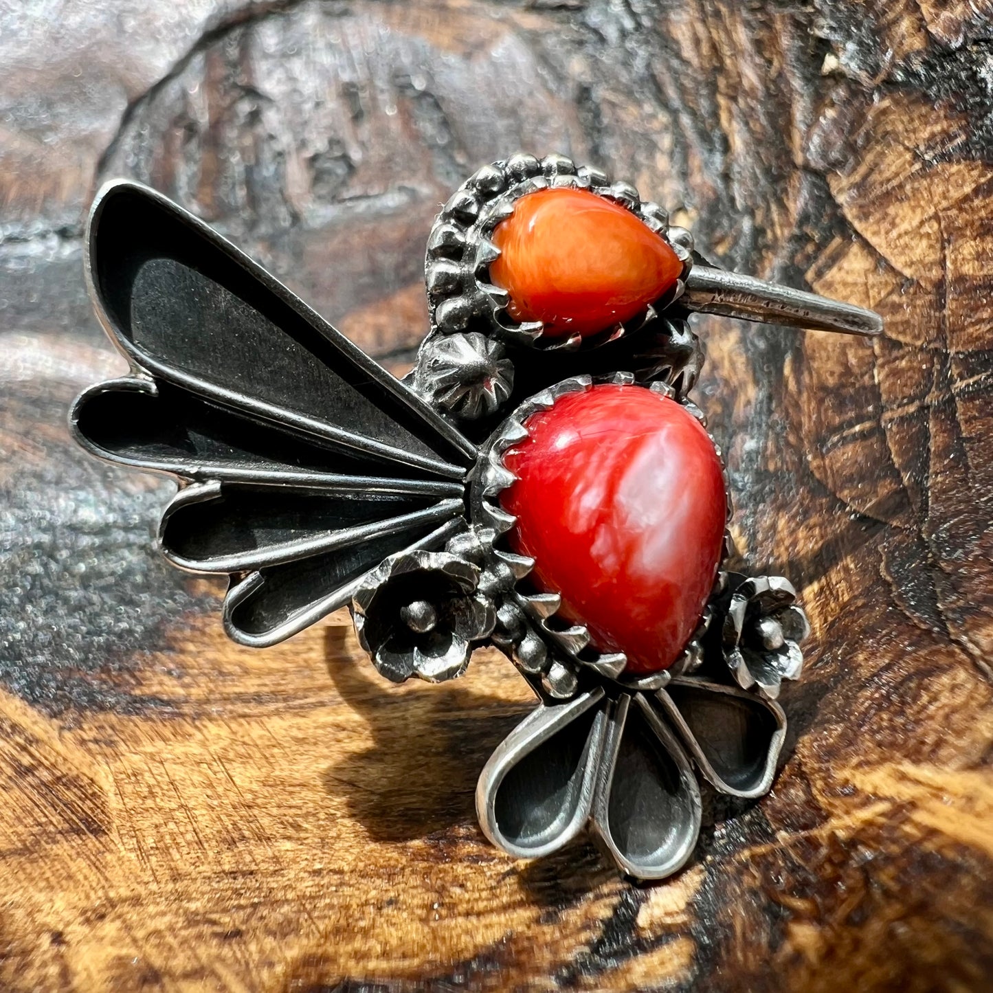 Spiny Oyster Hummingbird Statement Ring – Sterling Silver, Size 8