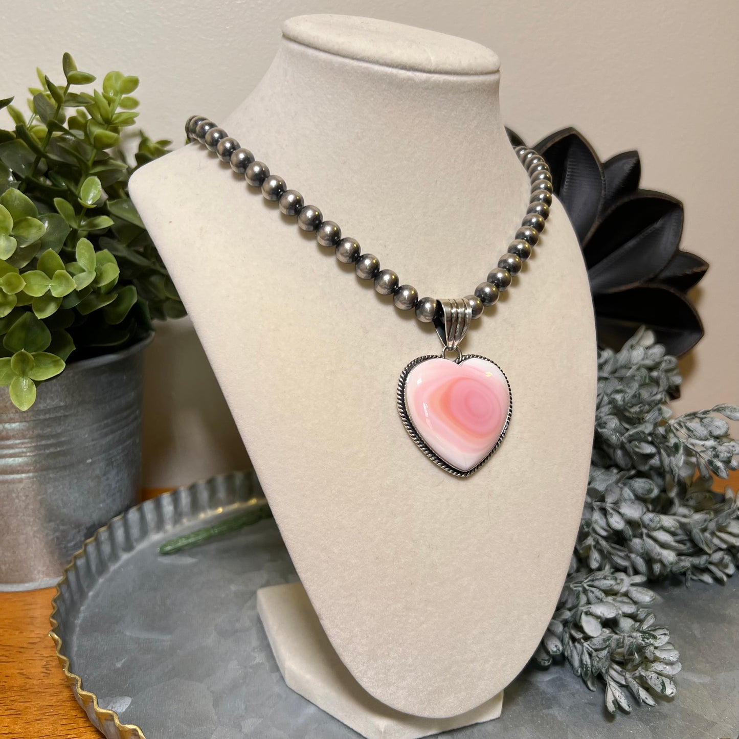Blush Swirl Queen Conch Heart Pendant