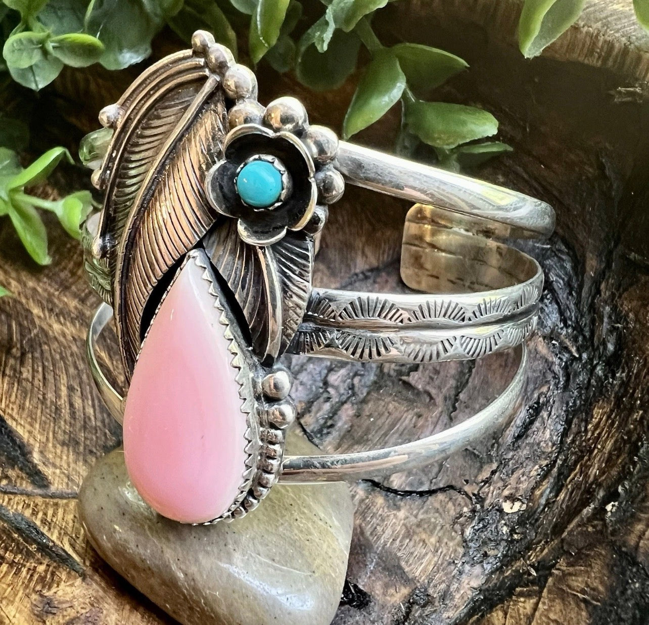 Pink Queen Conch & Kingman Turquoise Sterling Silver Cuff