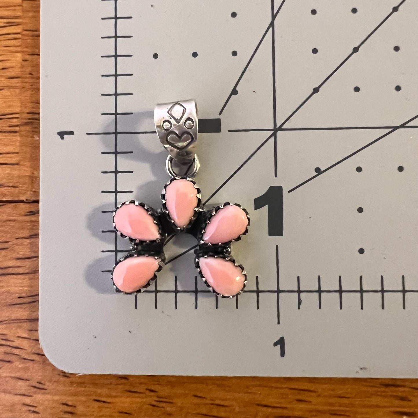 925 Sterling Silver Pink Queen Conch Naja Pendant