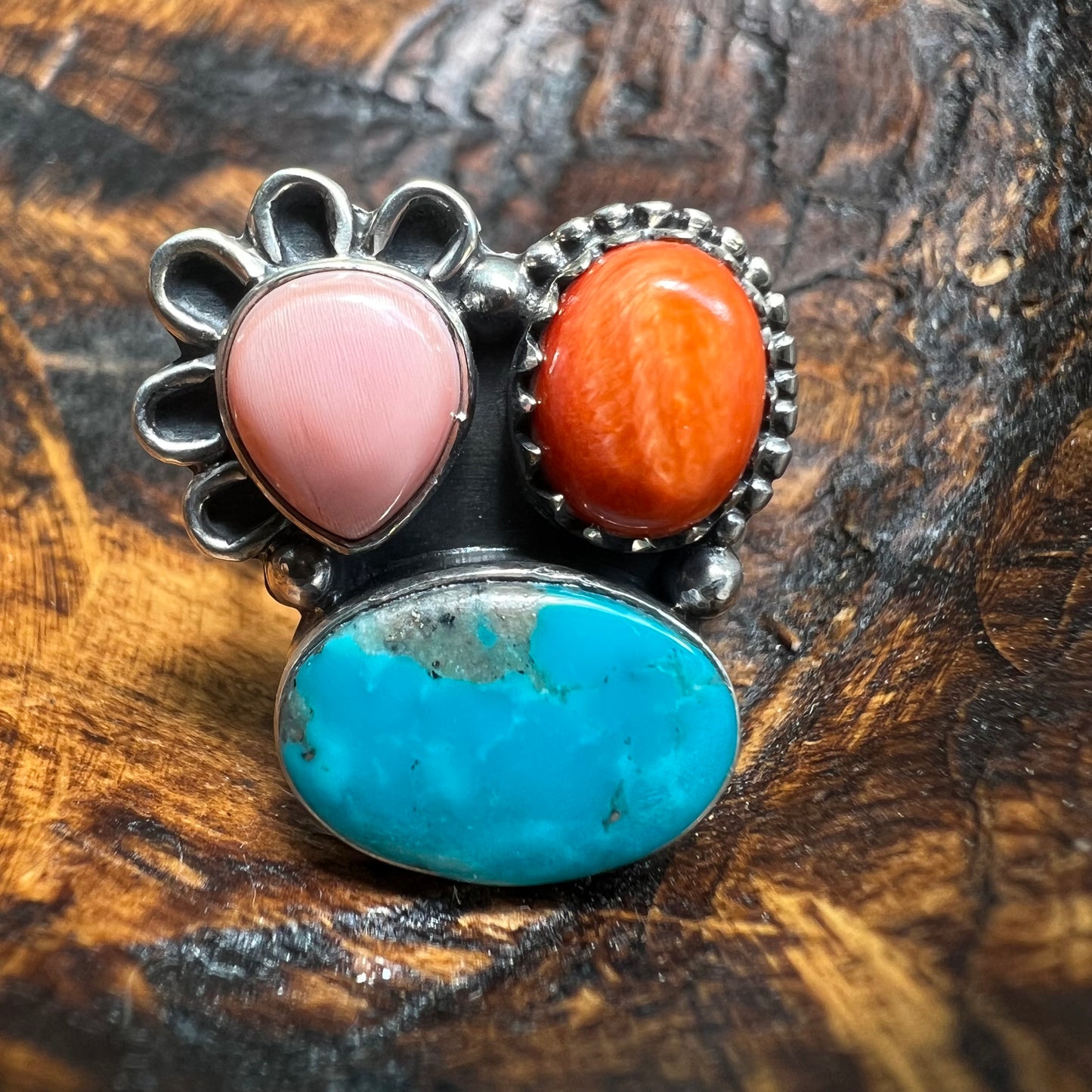 Kingman Turquoise, Spiny Oyster & Queen Conch Sterling Silver Ring – Size 9