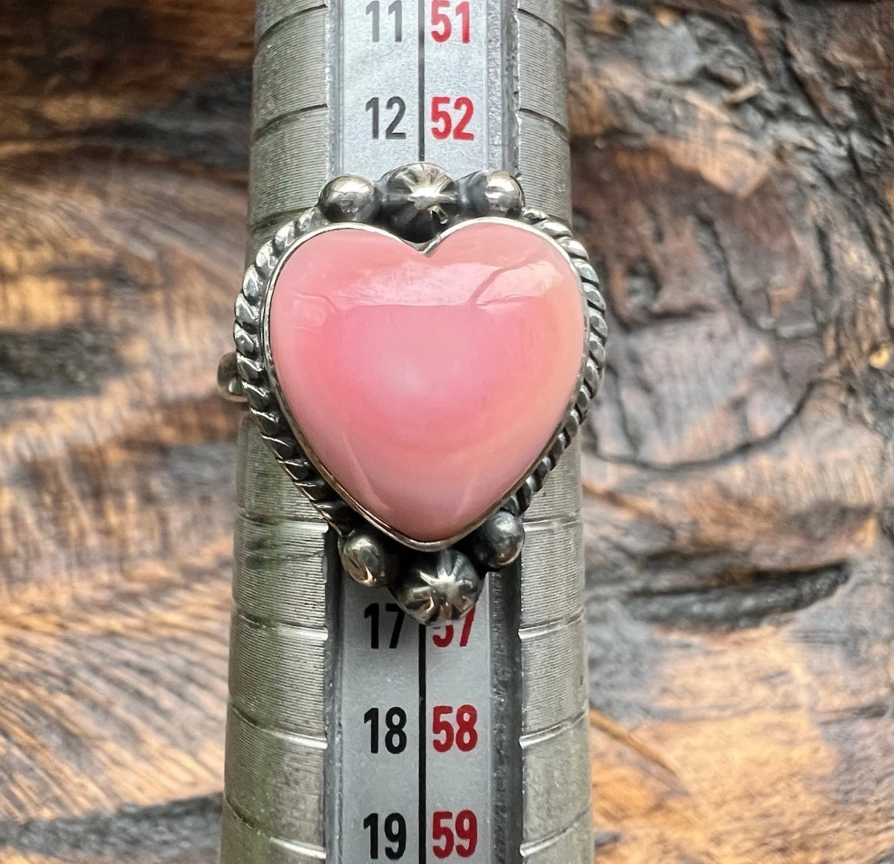 Queen Conch Heart Sterling Silver Ring — Size 7