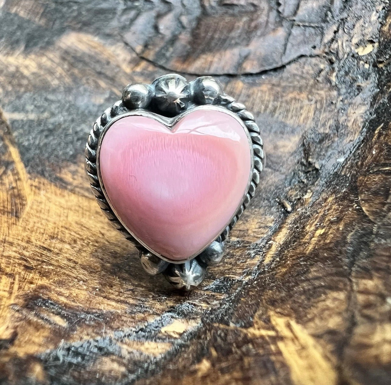 Queen Conch Heart Sterling Silver Ring — Size 7