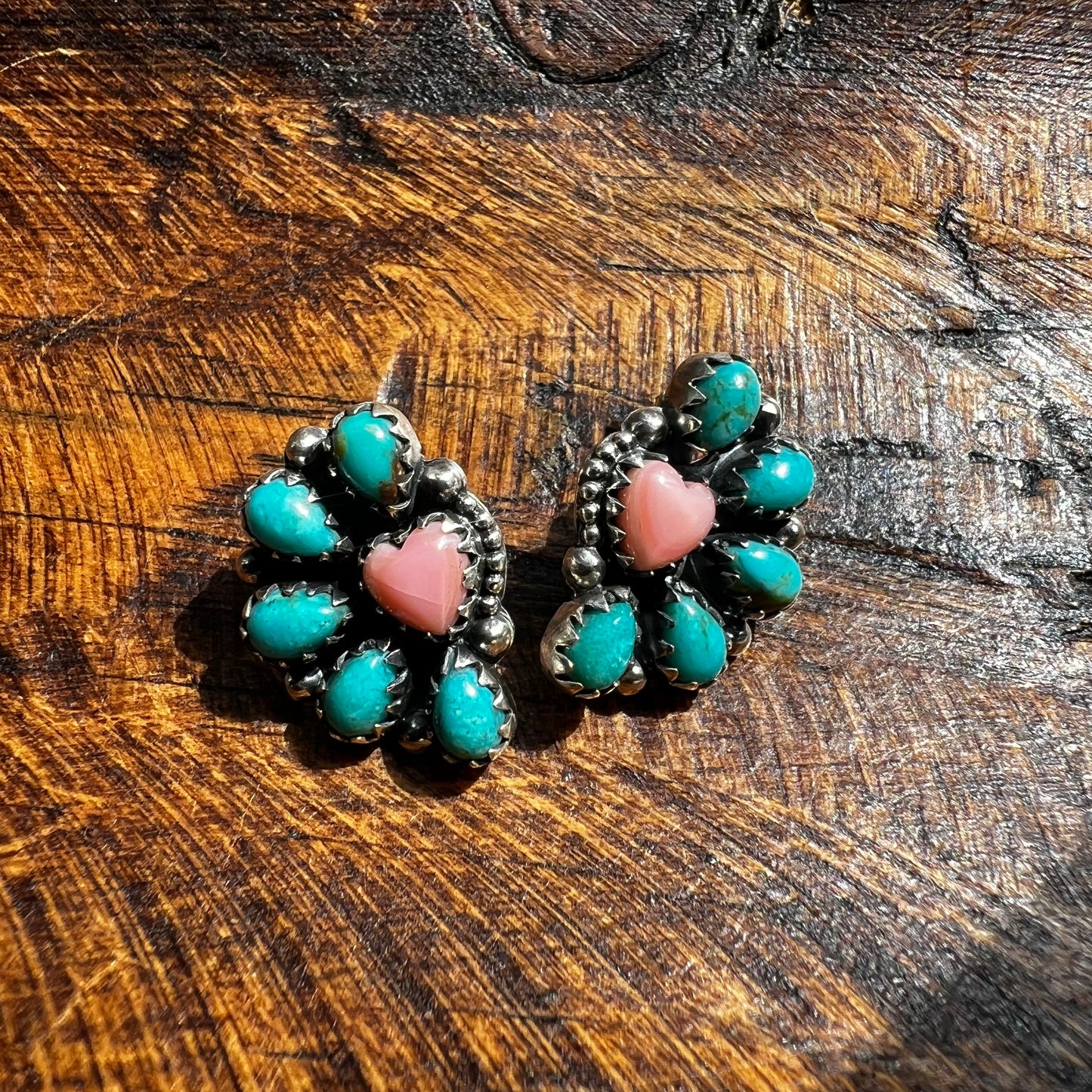 Sterling Silver Kingman Turquoise Queen Conch Heart Half Cluster Earrings ￼
