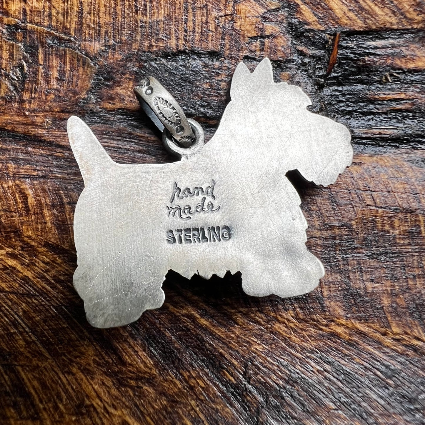 Sterling Silver Queen Conch Scottie Dog Pendant