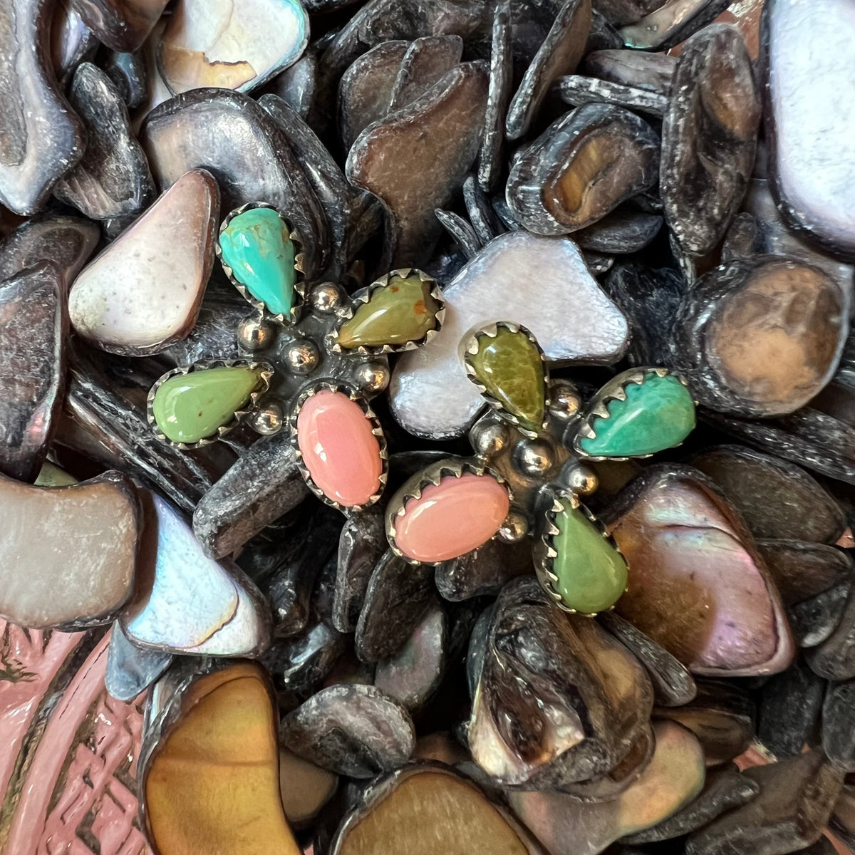 Sterling Silver Kingman Turquoise Queen Conch Cluster Earrings Southwestern