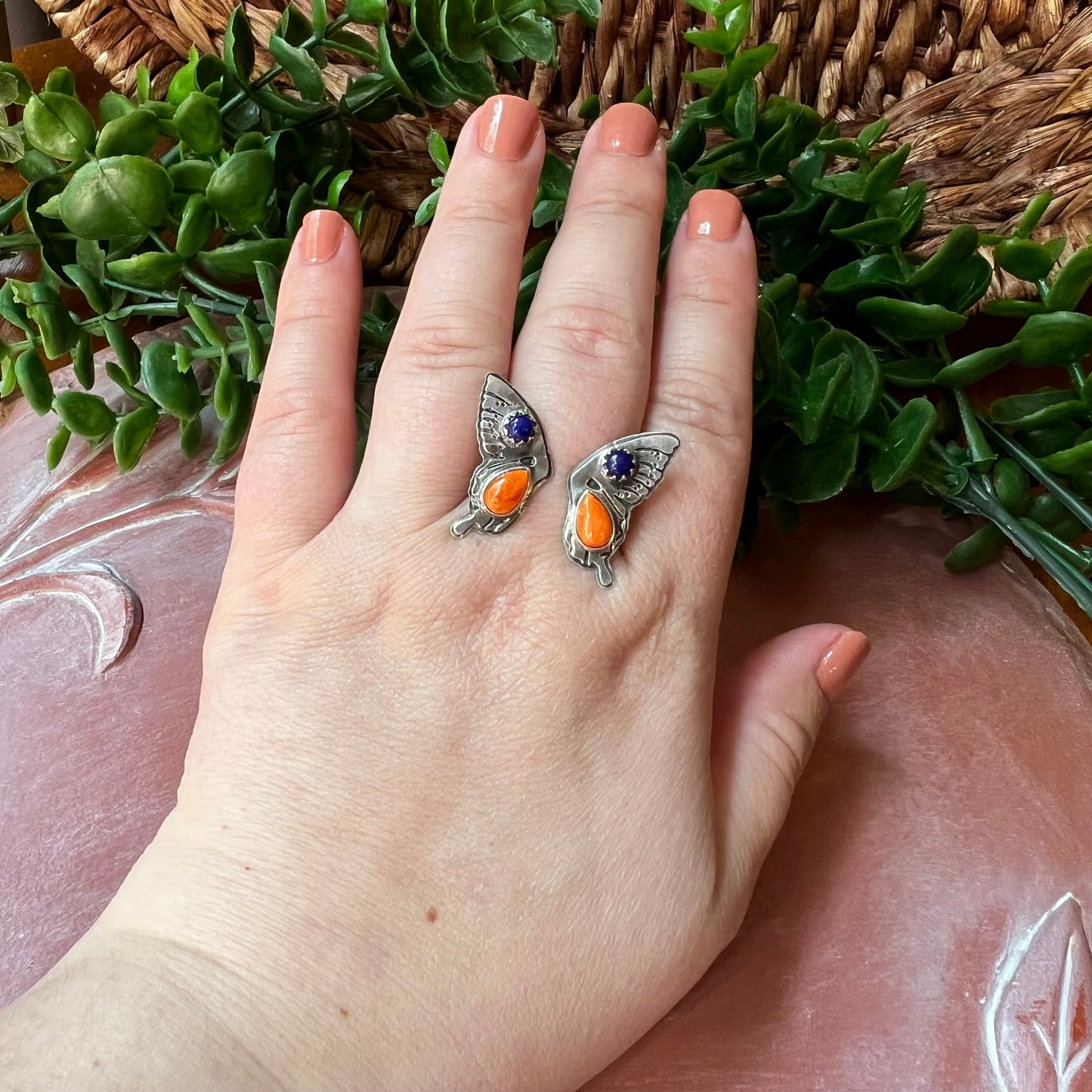 Sterling Silver Spiny Oyster & Lapis Butterfly Bypass Ring – Size 9.5