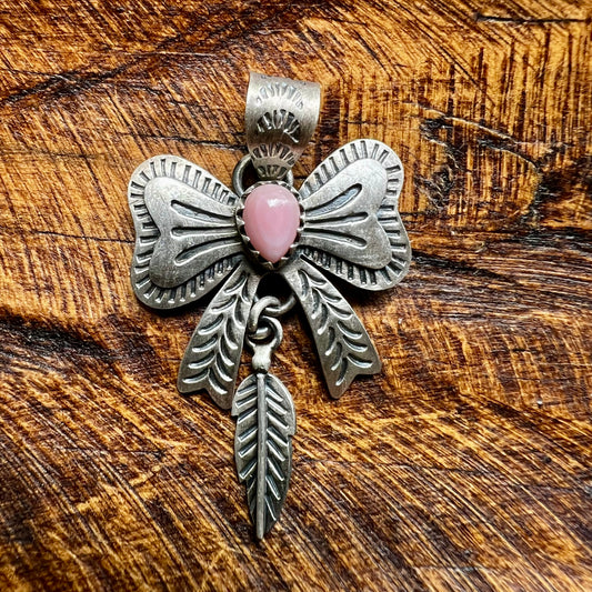 Sterling Silver Queen Conch Bow Pendant with Feather Dangle
