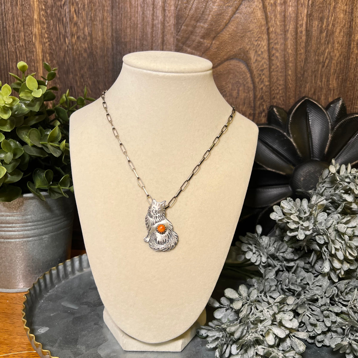 Sterling Silver Spiny Oyster Longhair Cat Pendant
