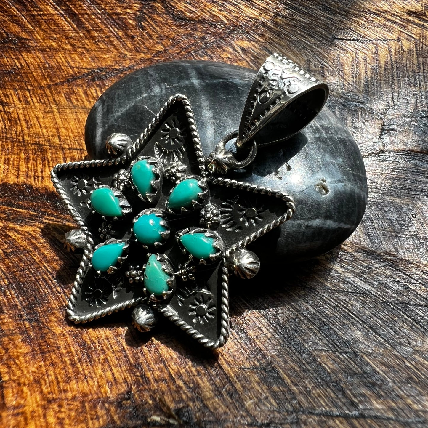 Kingman Turquoise Cluster Star Pendant – Sterling Silver