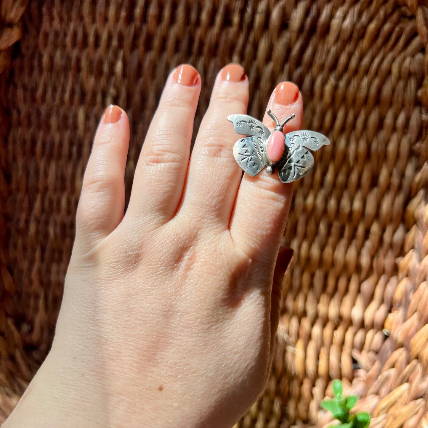 Pink Queen Conch Moth Ring – Sterling Silver Southwestern Statement Ring
