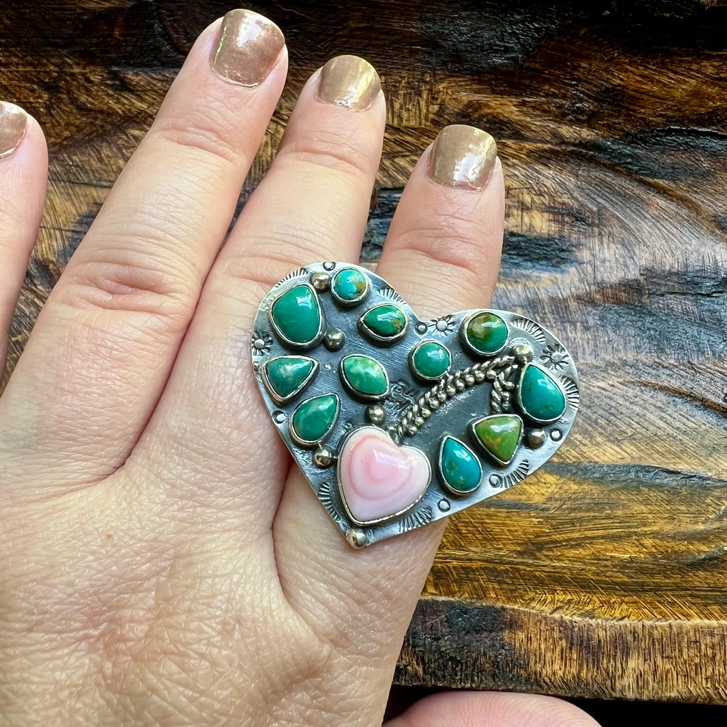 Kingman Turquoise & Queen Conch Heart Ring – Sterling Silver Size 7