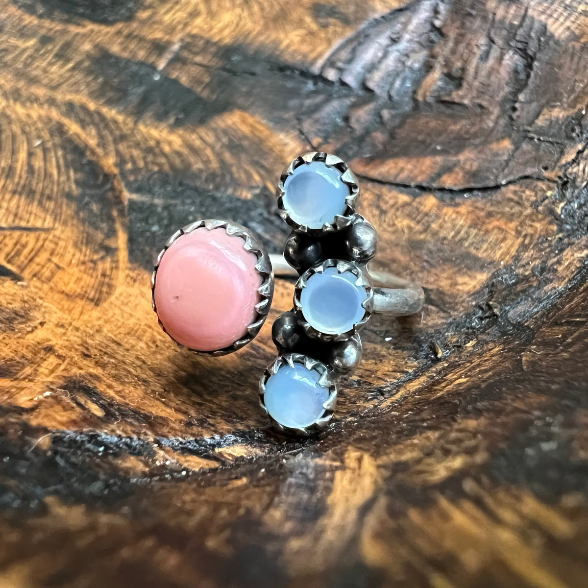 Sterling Silver Queen Conch & Mother of Pearl Floating Ring – Size 7