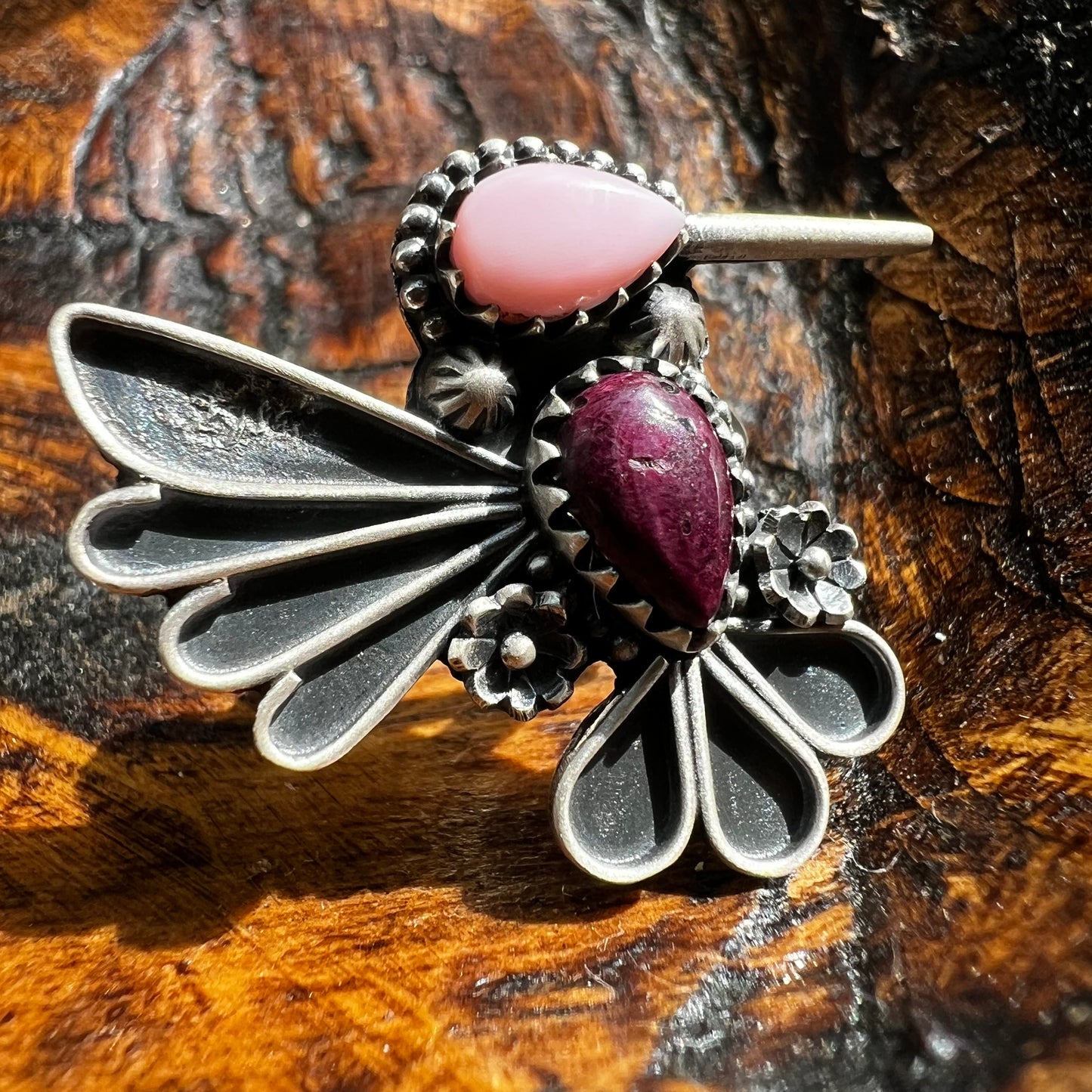 Sterling Silver Queen Conch & Purple Spiny Oyster Hummingbird Ring