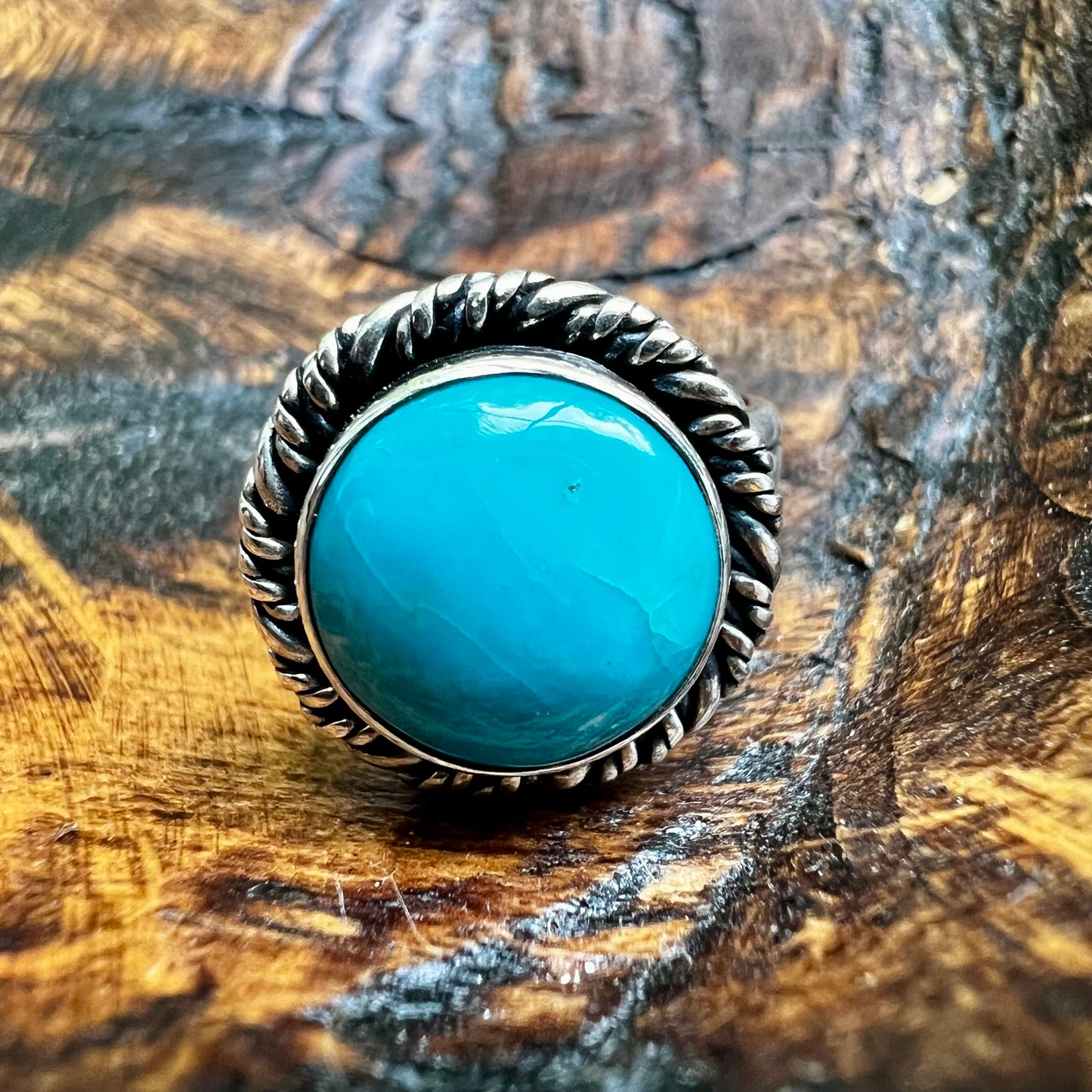Sterling Silver Kingman Turquoise Ring – Size 8