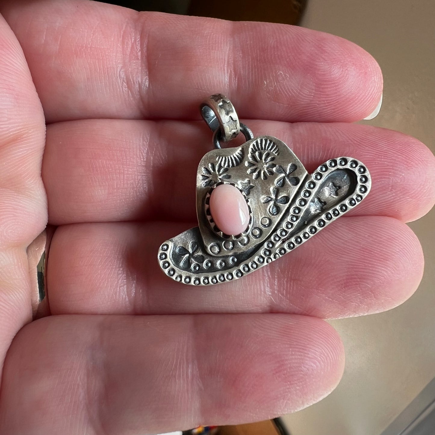 Sterling Silver | Queen Conch Cowboy  Hat Pendant