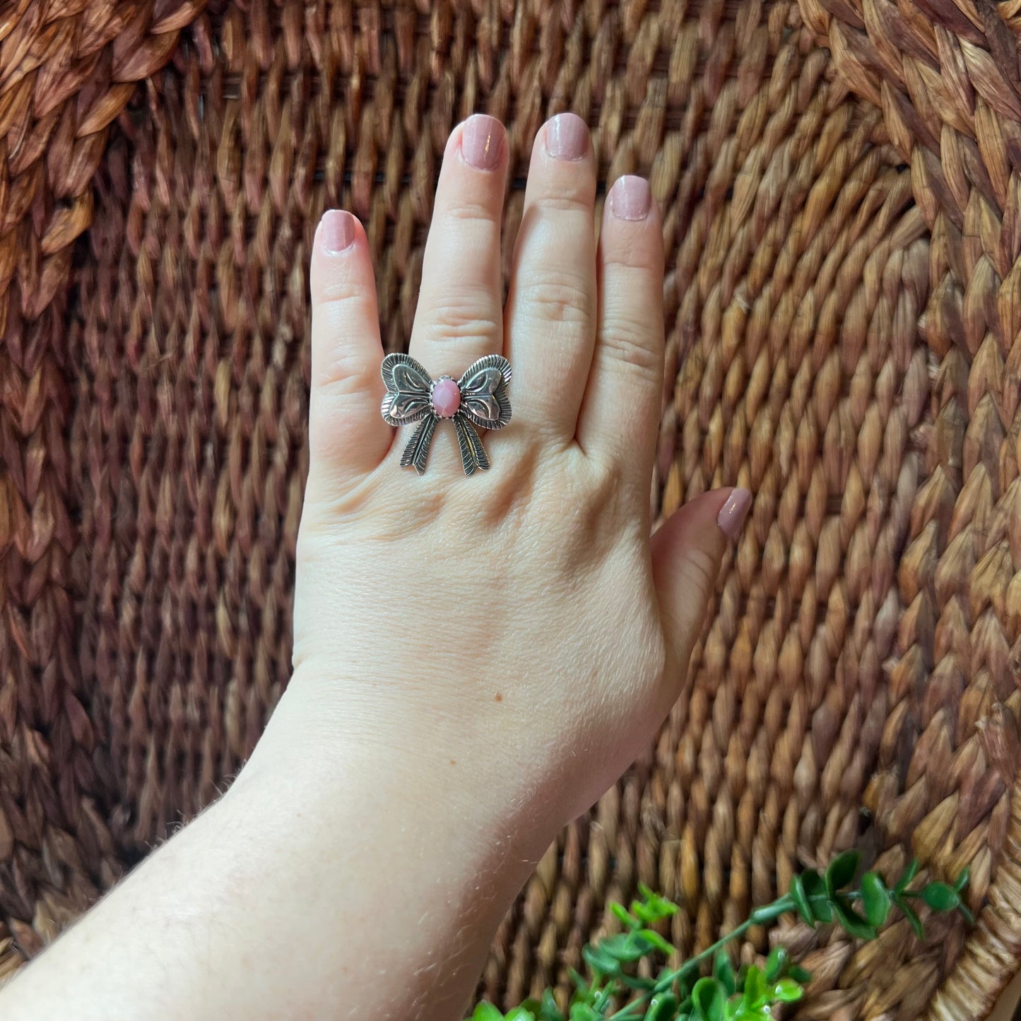 Queen Conch Bow Ring in Sterling Silver – Feminine Southwestern Statement | Size 9