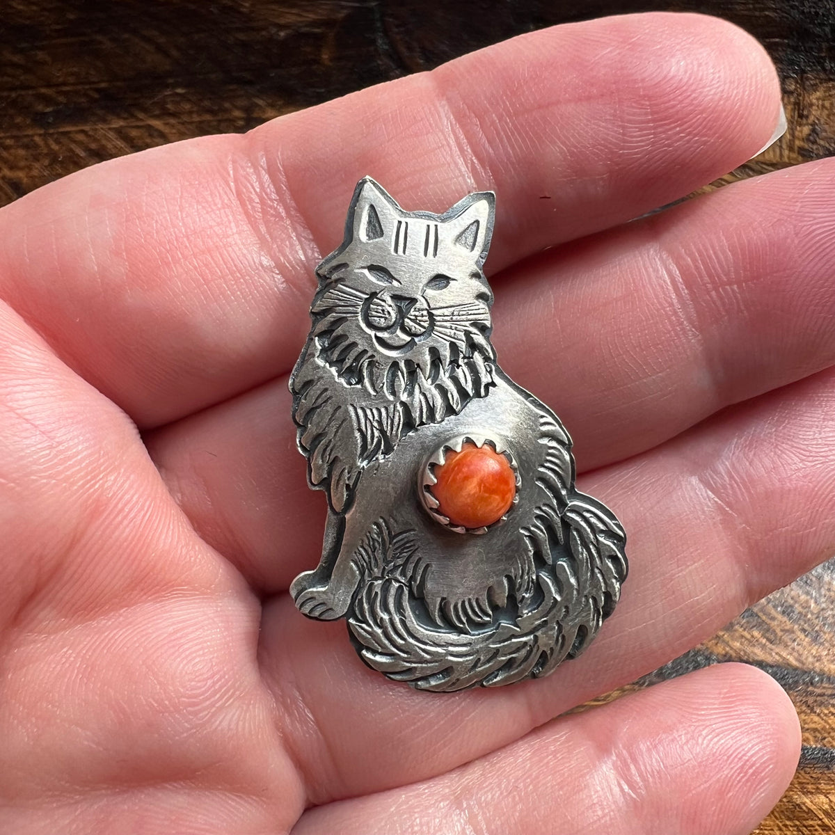 Sterling Silver Spiny Oyster Longhair Cat Pendant