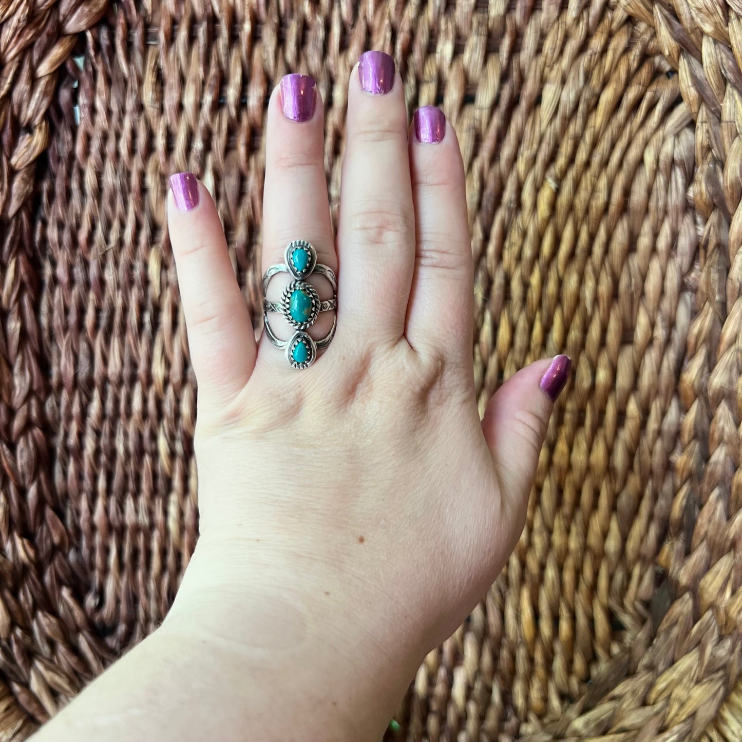 Kingman Turquoise Triple Stone Split Shank Ring – Size 8