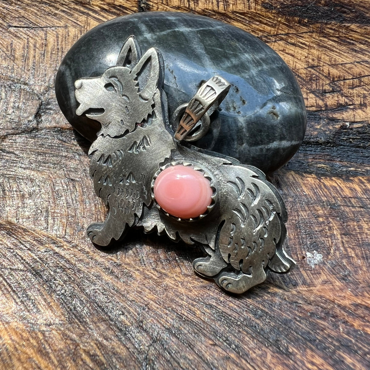 Sterling Silver Queen Conch Welsh Corgi Pendant