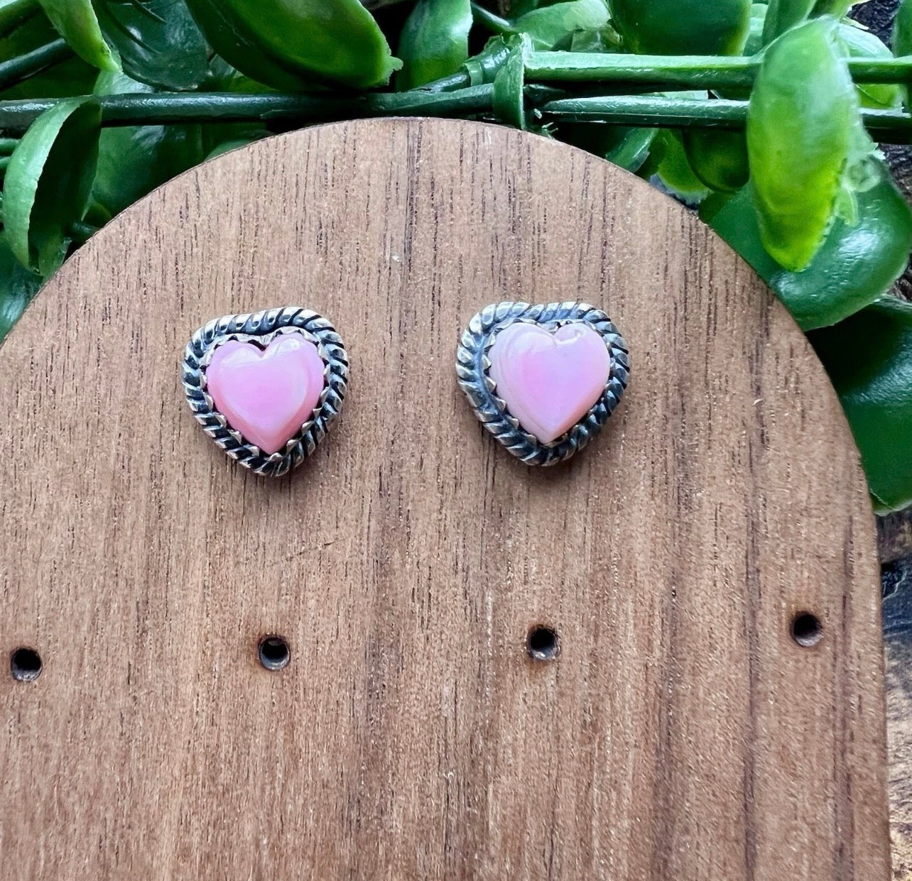 Queen Conch Heart Sterling Silver Stud Earrings