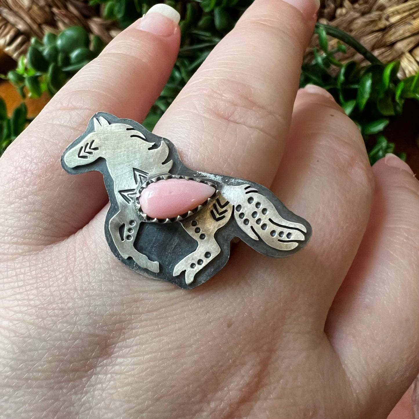 Sterling Silver Queen Conch Running Horse Ring Adjustable