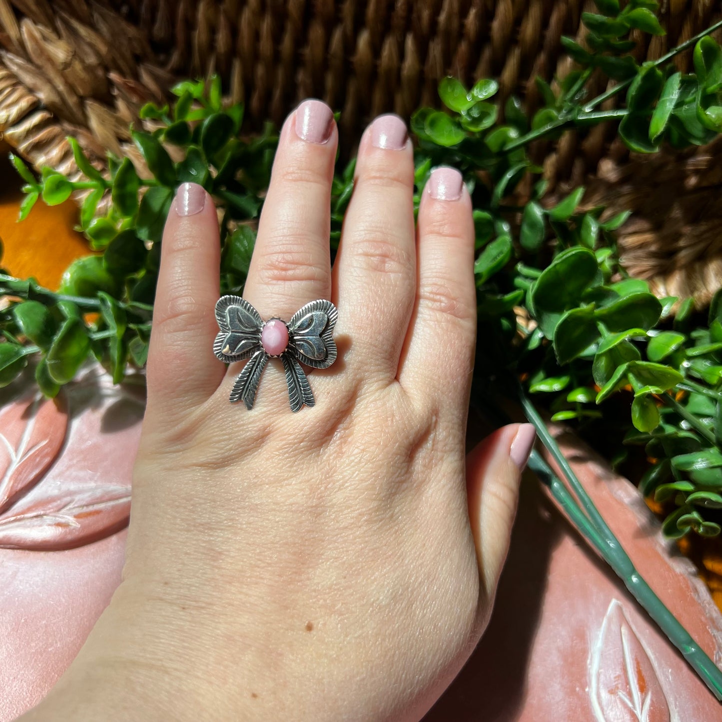 Queen Conch Bow Ring in Sterling Silver – Feminine Southwestern Statement | Size 9