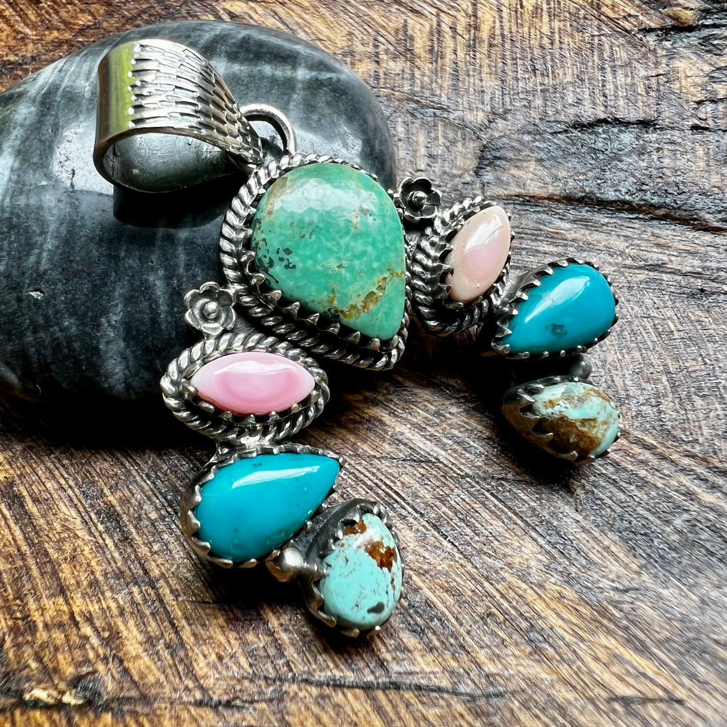 Kingman Turquoise & Queen Conch Naja Pendant