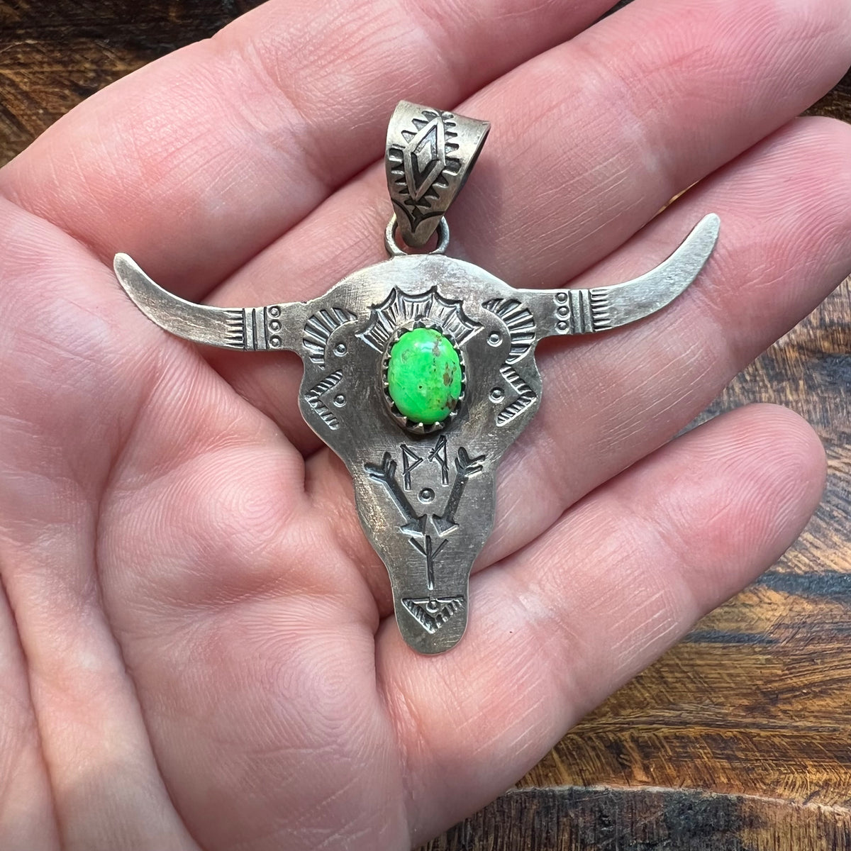 Sterling Silver Steer Head Pendant – Sonoran Gold or White Buffalo